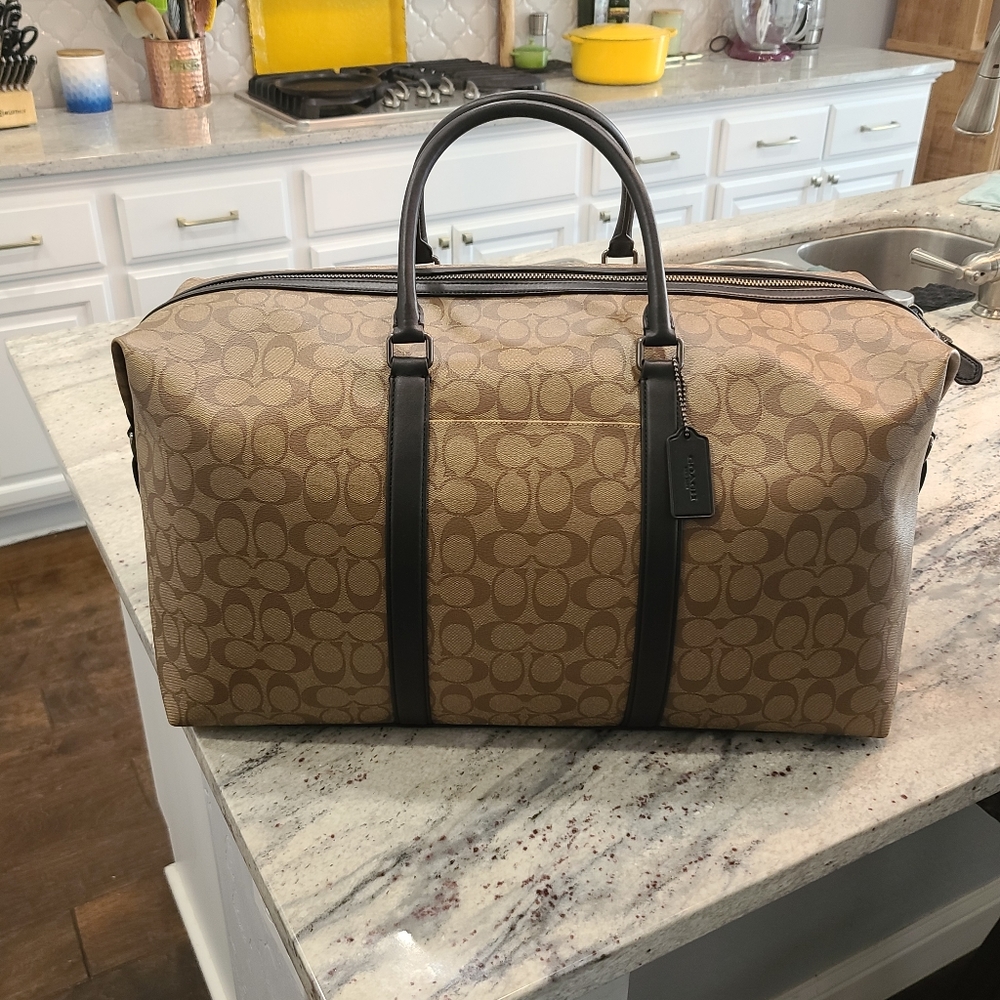 Coach Large Luggage Tote Tan with Black - Picture 3 of 9